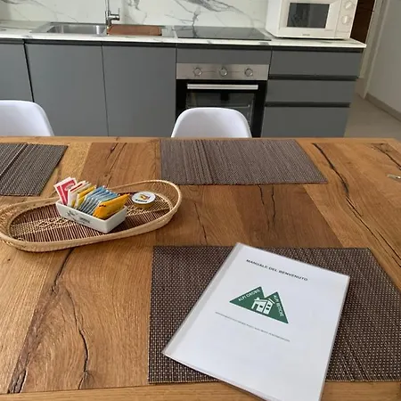 Alpi Retiche Lägenhet *